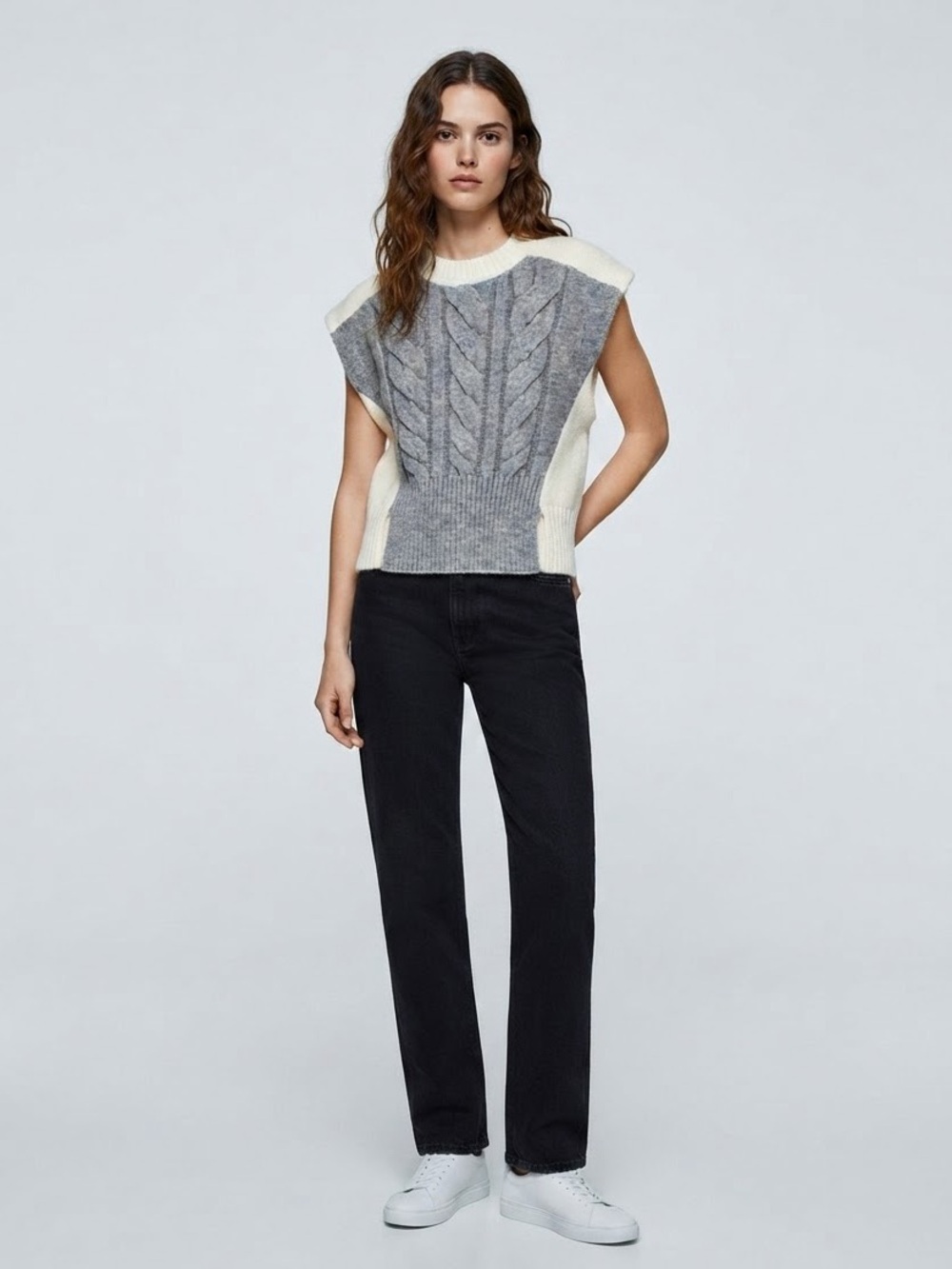 Zara Gray & Cream Contrast Cable Knit Sleeveless Sweater Vest Small